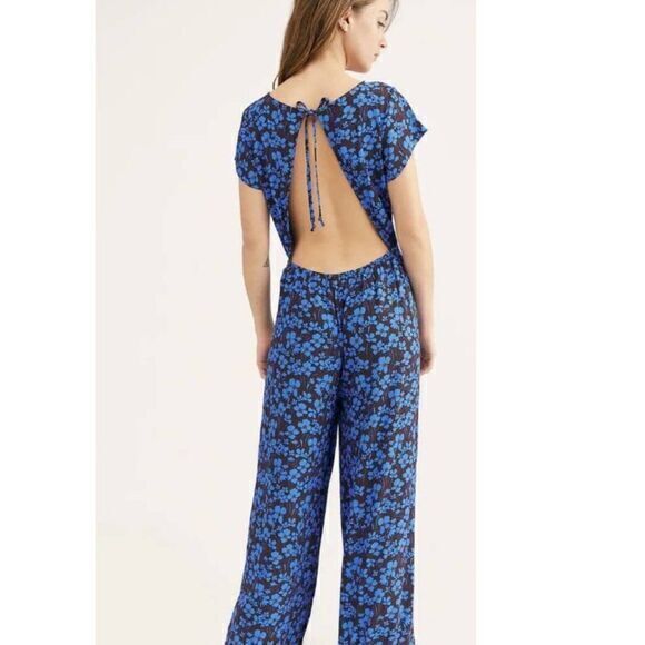 NEW FREE PEOPLE HAILEE BLUE FLORAL OPEN BACK WIDE LEG PANTS JUMPSUIT Womens SZ S - Picture 3 of 10